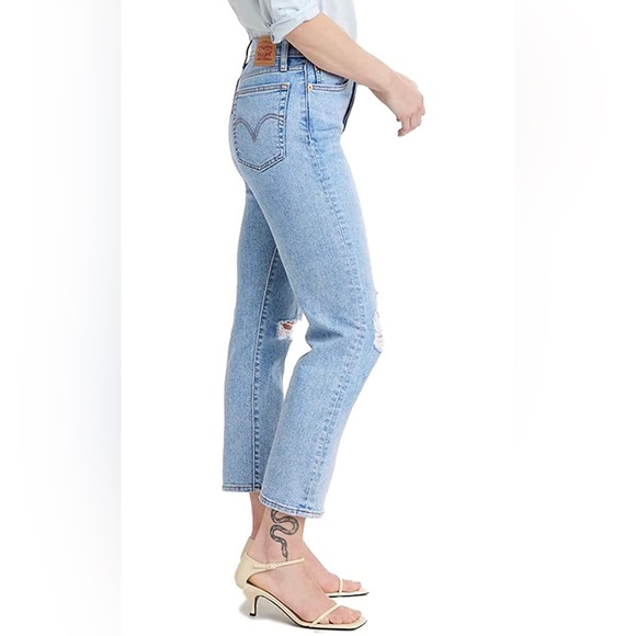 NWT Women’s Levi’s Distressed Wedgie Straight Jean - Picture 6 of 7